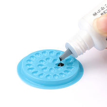 Load image into Gallery viewer, Wholesale Glue Gasket Eyelash glue holder Adhesive Pallet Eyelash Extension glue pads stand on eyelash plastic glue holder
