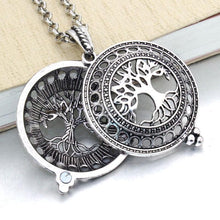 Load image into Gallery viewer, Vintage Aroma Diffuser Necklace with Pad